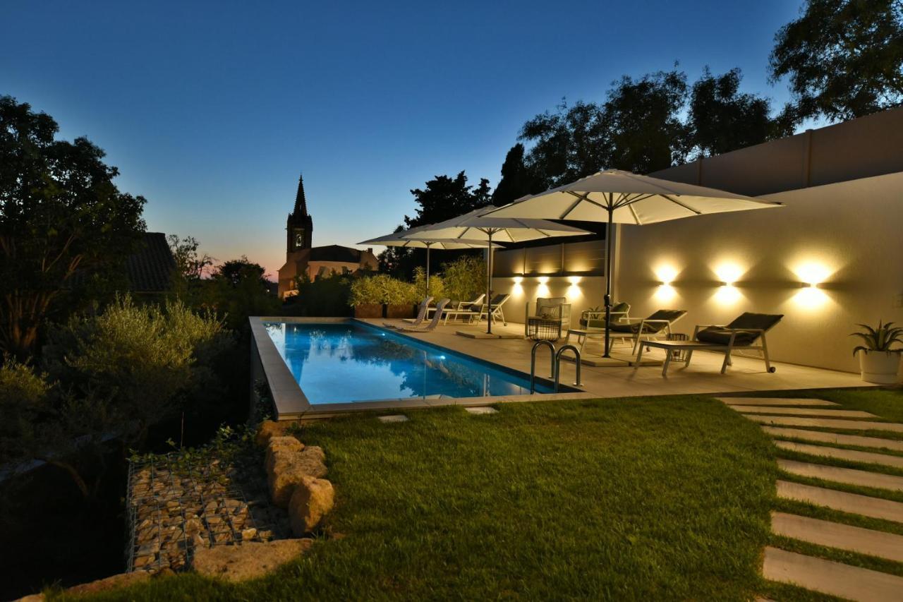 Monte Alta Hotel Salon-de-Provence Eksteriør billede